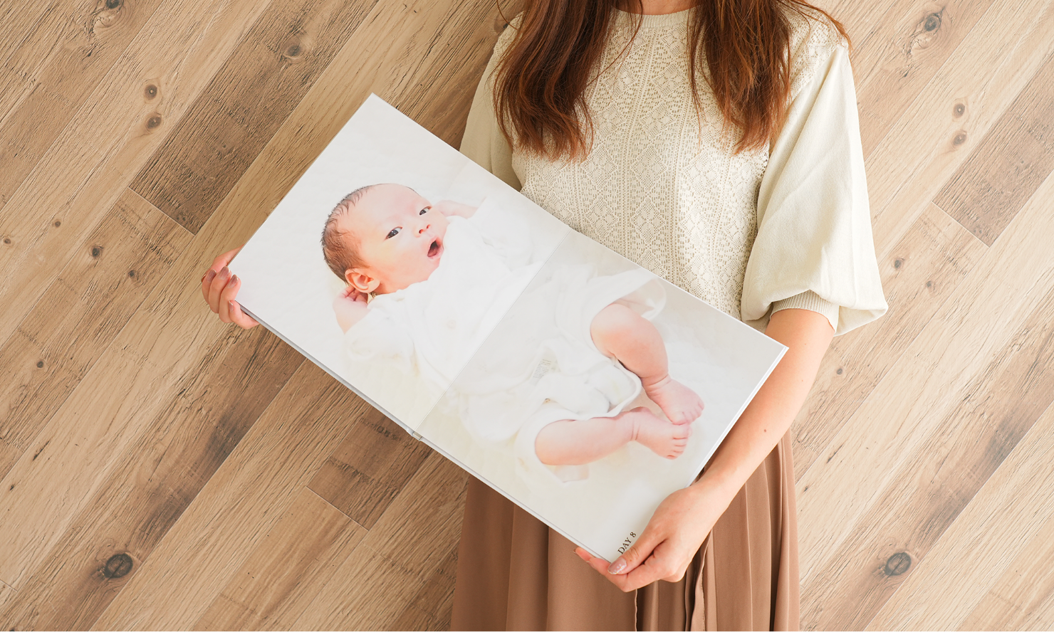 見開きで全身写真がきれいに配置できます